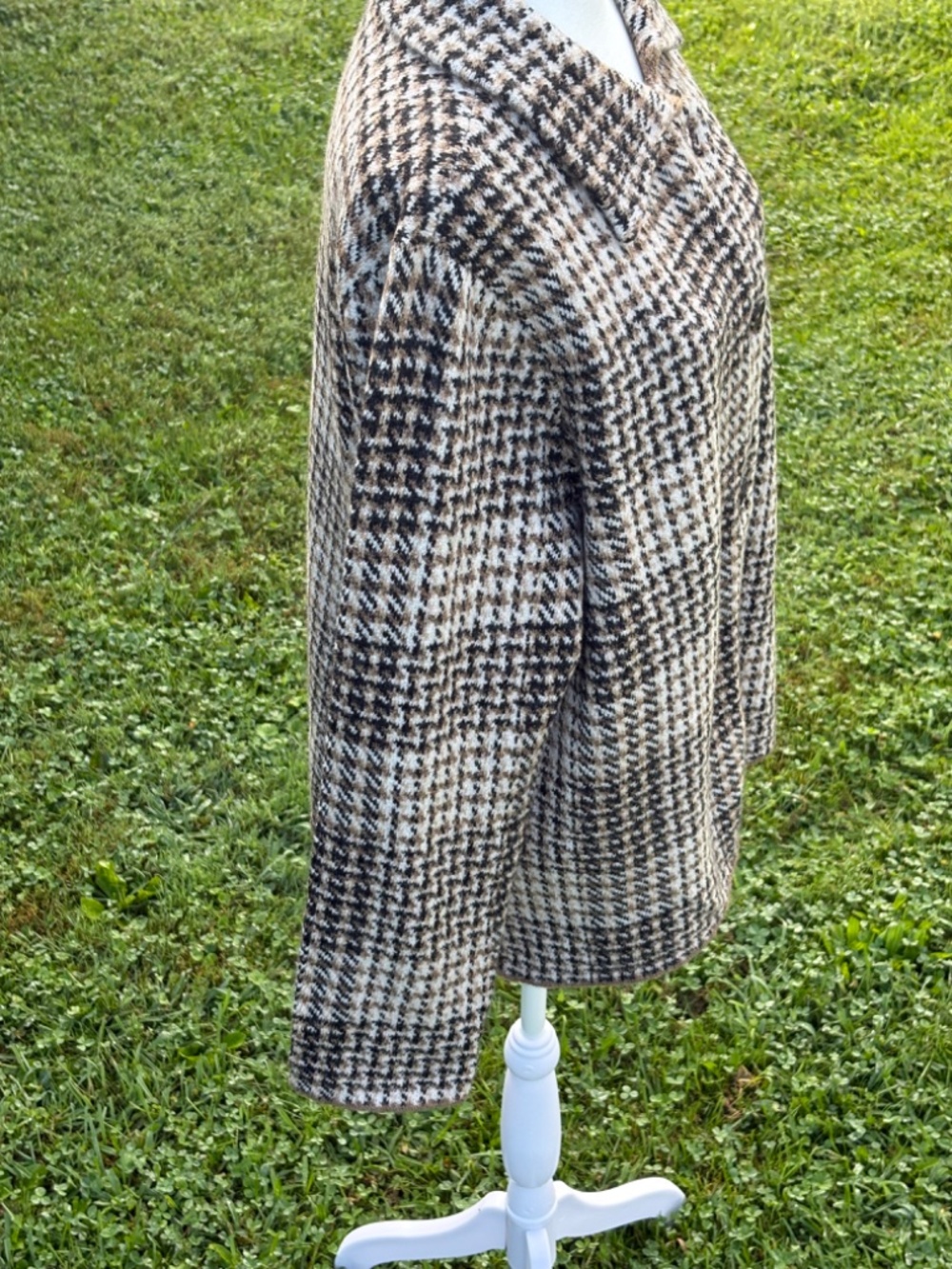 J. Jill Houndstooth Button-Front Plaid Sweater Jacket Coat, Size Medium, NWT - Picture 4 of 10